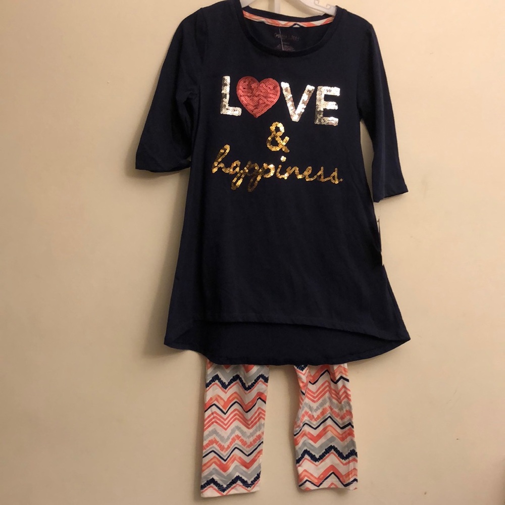 Girls 2 piece set size M 10/12